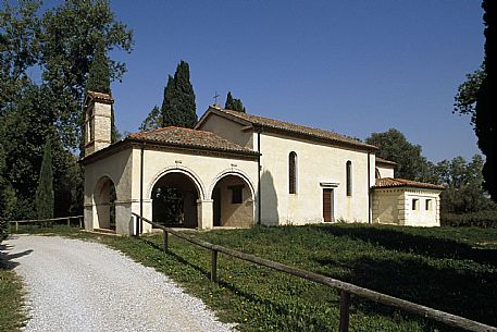 Precenicco(Chiesa Madonna della Neve)